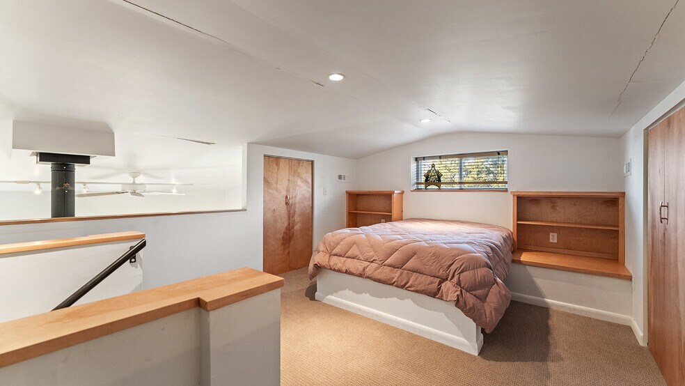 More Photos Of 1320 E Pump Station Rd, Fayetteville Light Manufacturing For Sale