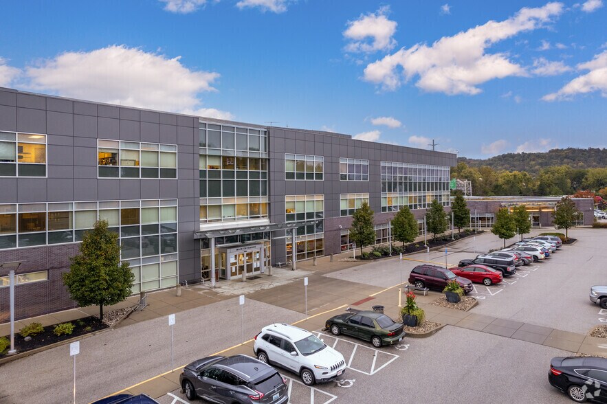 More Photos Of 1500 James Simpson Jr Way, Covington Medical For Lease