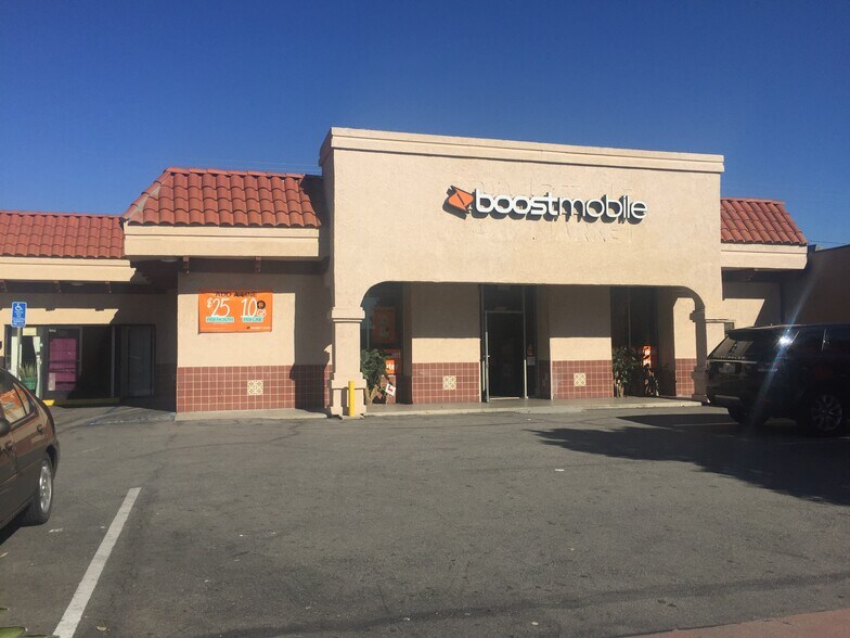 More Photos Of 7005-7011 Somerset Blvd, Paramount Storefront Retail Office For Lease
