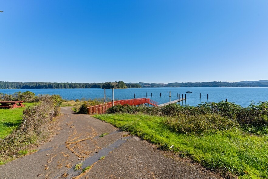 More Photos Of 4484 Fish Mill, Westlake Hotel For Sale