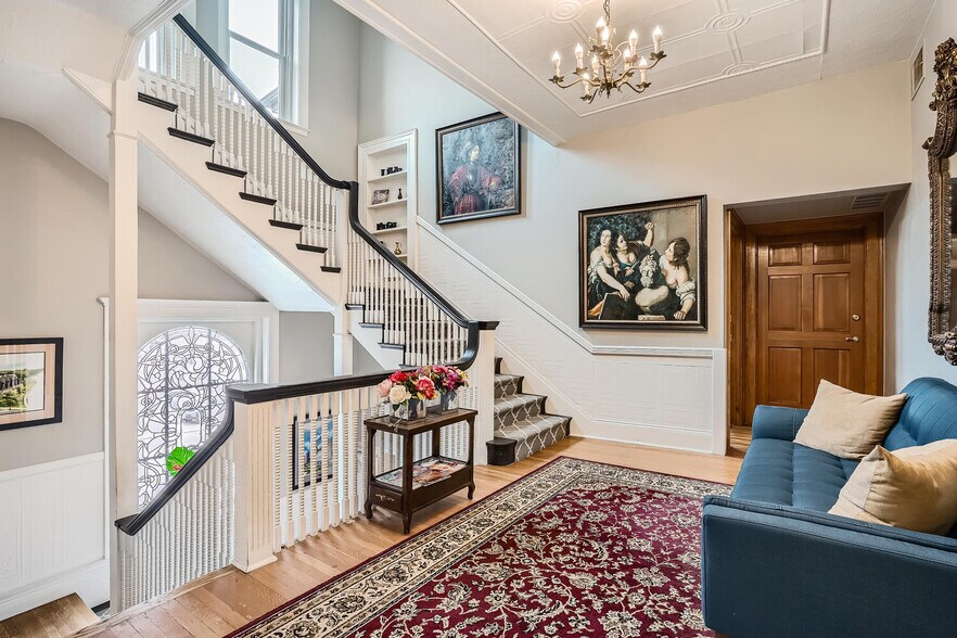 More Photos Of 825 Logan St, Denver Office For Lease