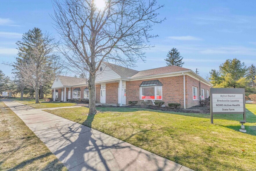 More Photos Of 7770 Brecksville Rd, Brecksville Office For Lease