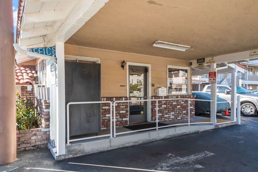 More Photos Of 2465 El Camino Real, Santa Clara Hotel For Sale