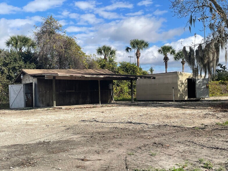 More Photos Of 1101 E Broadway St, Oviedo Office For Lease