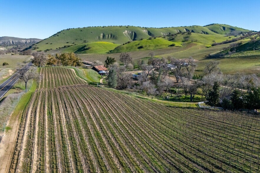 More Photos Of 535 Calf Canyon Hwy, Creston Winery Vineyard For Sale