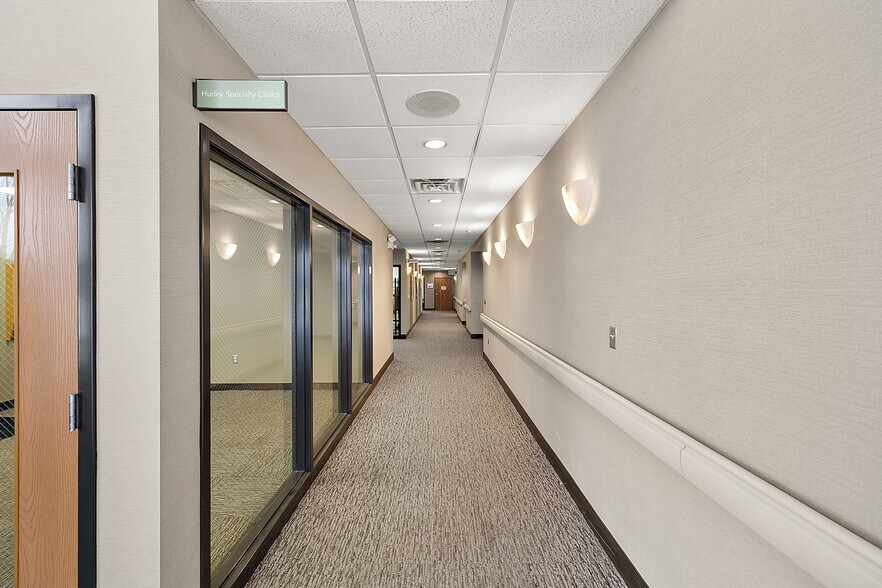 More Photos Of 1794 N Lapeer Rd, Lapeer Medical For Sale