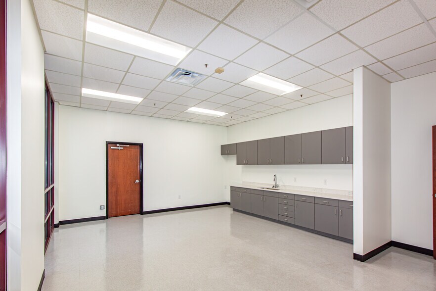 More Photos Of 3099 Finger Mill Rd, Lincolnton Warehouse For Lease