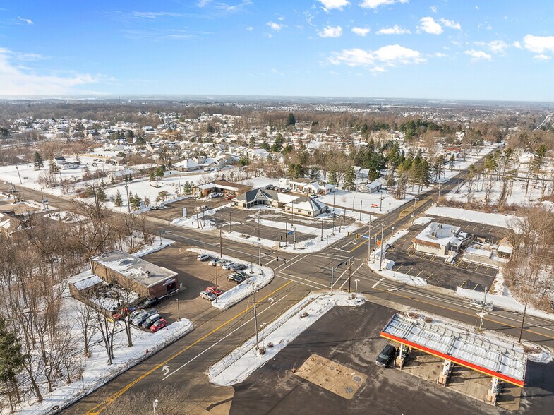 More Photos Of 544 Pearl Rd, Brunswick Freestanding For Sale