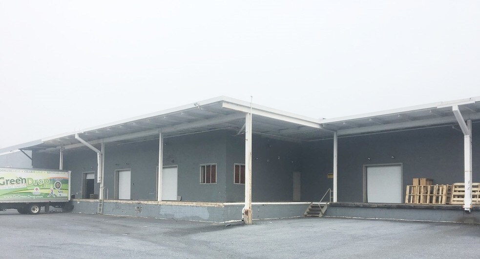 More Photos Of 808 S 26th St, Harrisburg Warehouse For Lease