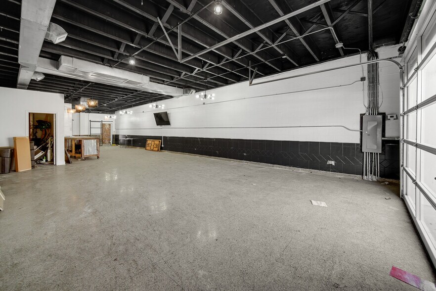 More Photos Of 5814 W Grand Ave, Chicago Warehouse For Sale