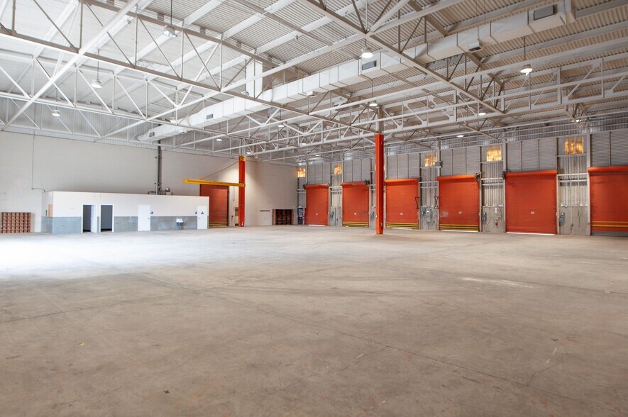 More Photos Of 1175 Railroad Ave, Vallejo Warehouse For Lease