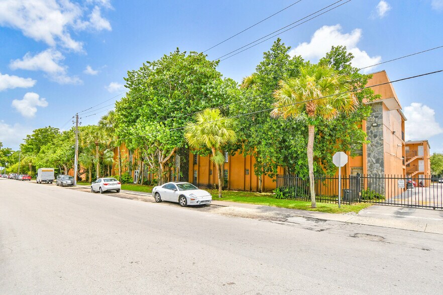 More Photos Of 1230-1330 W 54th St, Hialeah Apartments For Sale