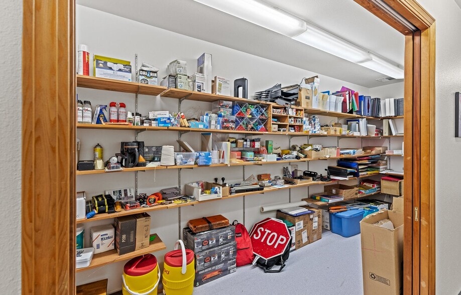 More Photos Of 307 Highway 42 E, Coquille Industrial For Sale