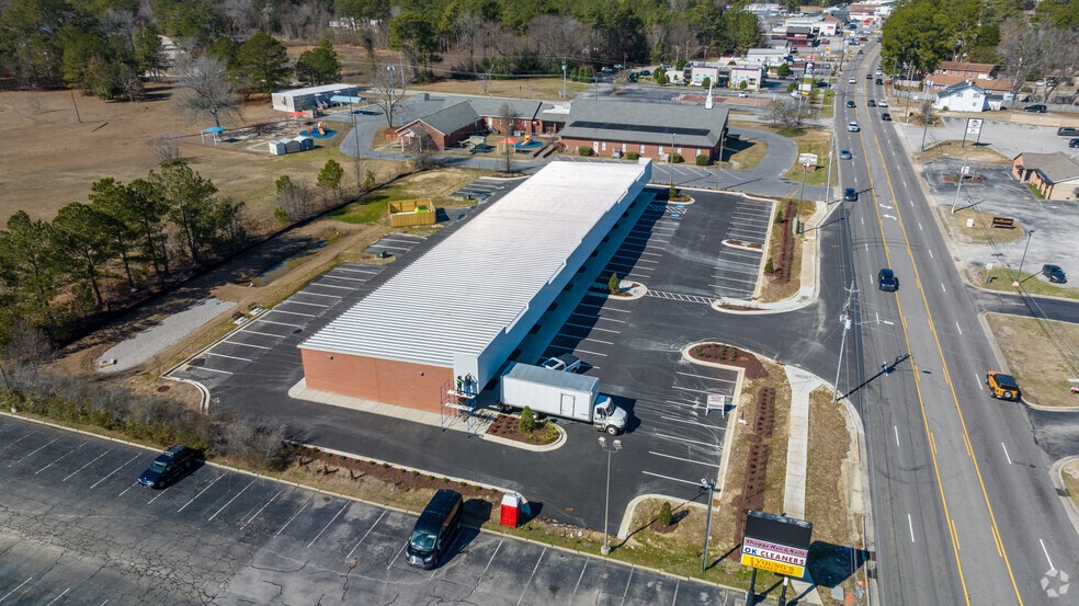More Photos Of 5855 Yadkin Rd, Fayetteville General Retail For Lease