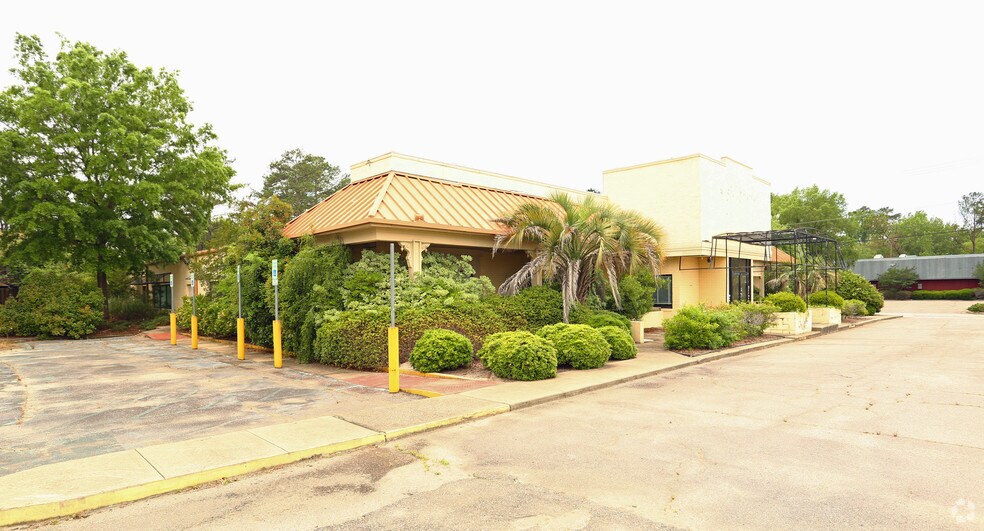 More Photos Of 2547 Decker Blvd, Columbia Restaurant For Sale