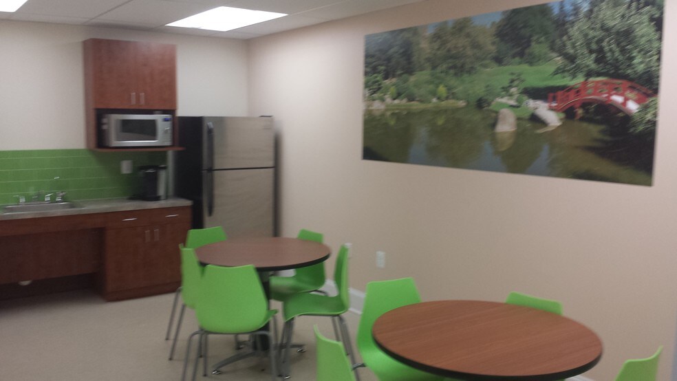 More Photos Of 204 Ark Rd, Mount Laurel Medical For Lease