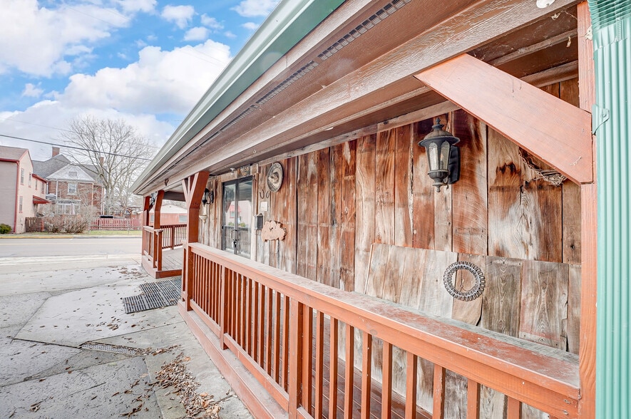 More Photos Of 53 E Market St, Germantown Restaurant For Sale