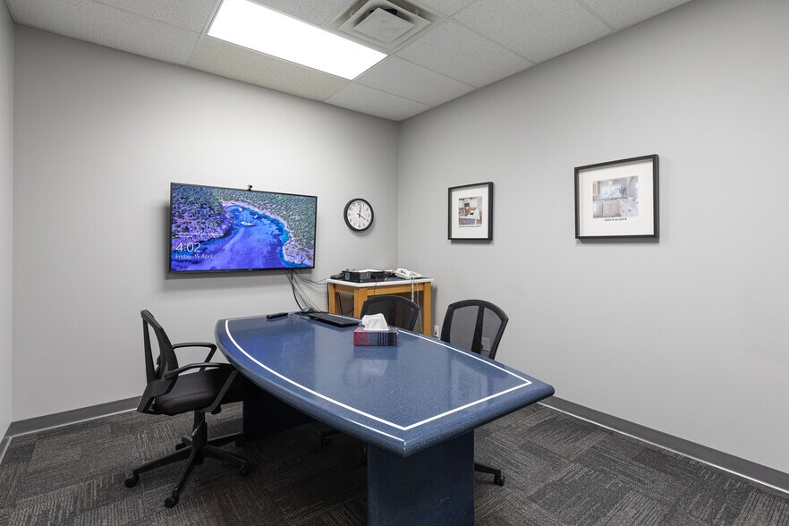 More Photos Of 30781 Simpson Rd, Abbotsford Warehouse For Lease