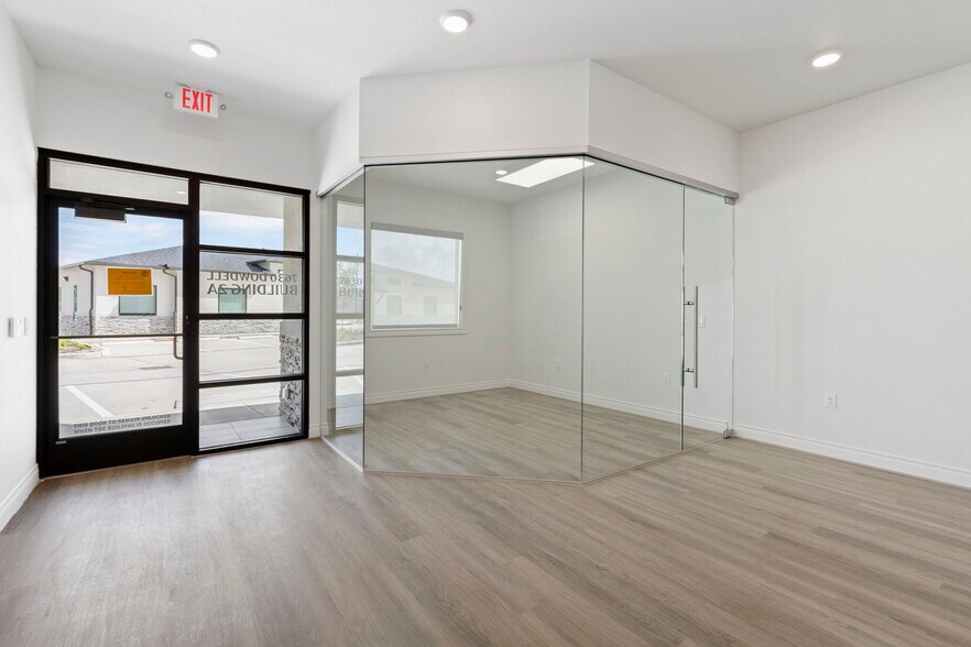 More Photos Of 7630 Dowdell Rd, Spring Office For Sale