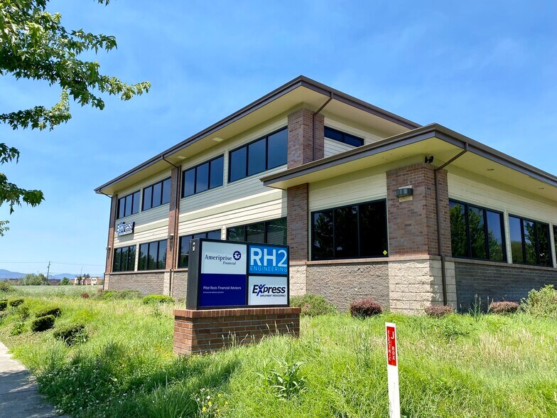 Primary Photo Of 3523 Arrowhead Dr, Medford Office For Lease