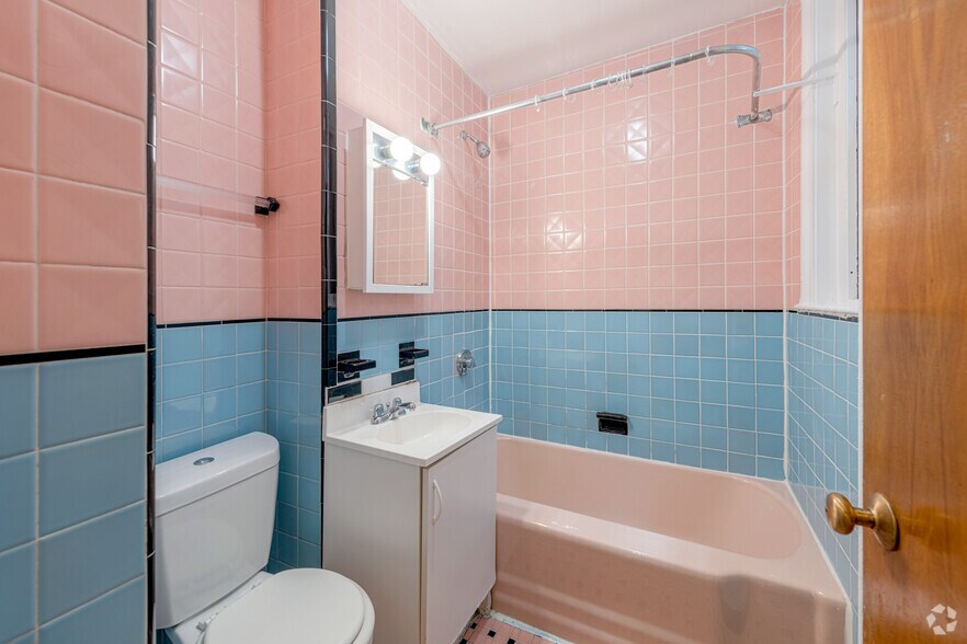 More Photos Of 1223 Beacon St, Brookline Apartments For Lease