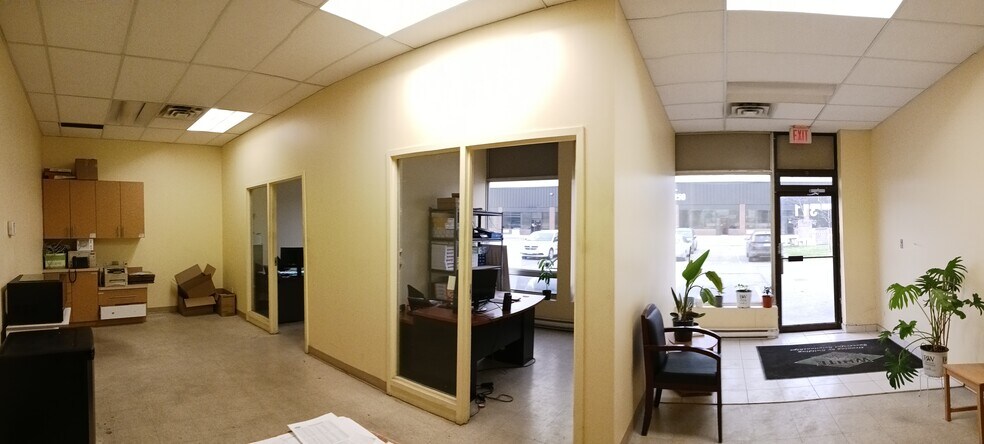 Primary Photo Of 1250-1260 Old Innes Rd, Ottawa Unknown For Lease