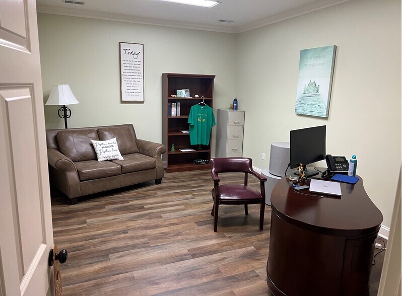 More Photos Of 2625 Rutledge Rd, Columbia Medical For Lease