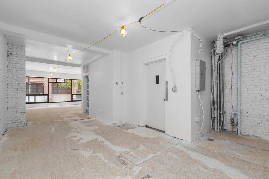More Photos Of 14 E 34th St, New York Office For Lease