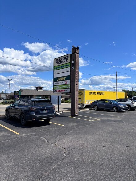 More Photos Of 814 S Main St, Lapeer Freestanding For Lease