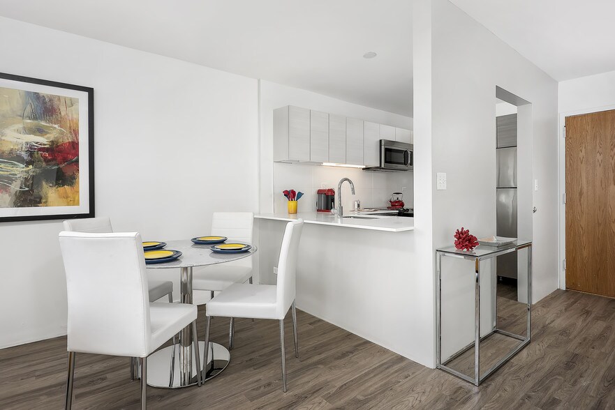 More Photos Of 420 E Ohio St, Chicago Apartments For Sale