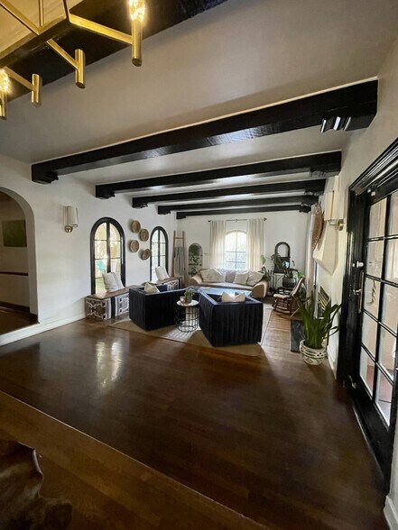 More Photos Of 335 E Palm Ln, Phoenix Loft Creative Space For Lease
