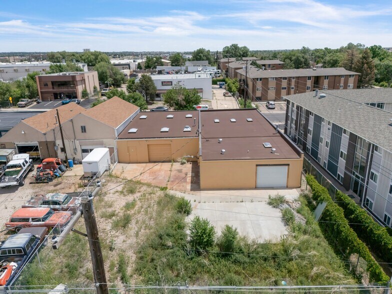 More Photos Of 302 Tia Juana St, Colorado Springs Light Distribution For Lease