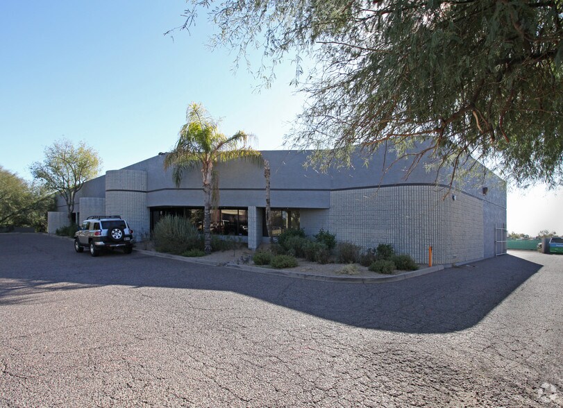 More Photos Of 7595 E Gray Rd, Scottsdale Service For Lease