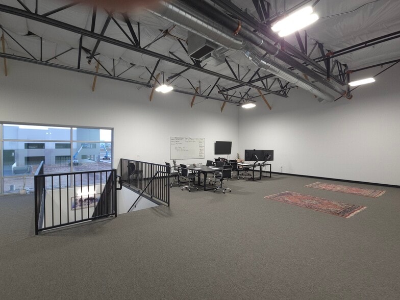 More Photos Of 7600 W Arby Ave, Las Vegas Industrial For Sale