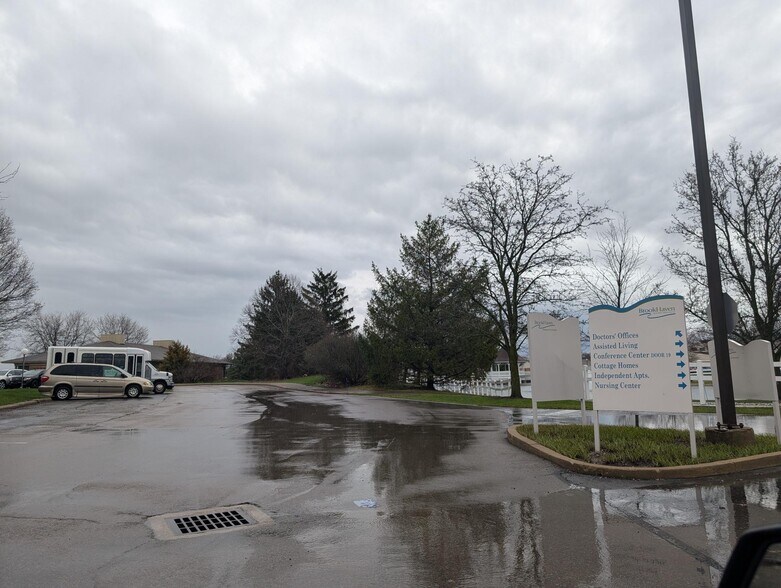 More Photos Of 950 Salem St, Brookville Medical For Lease