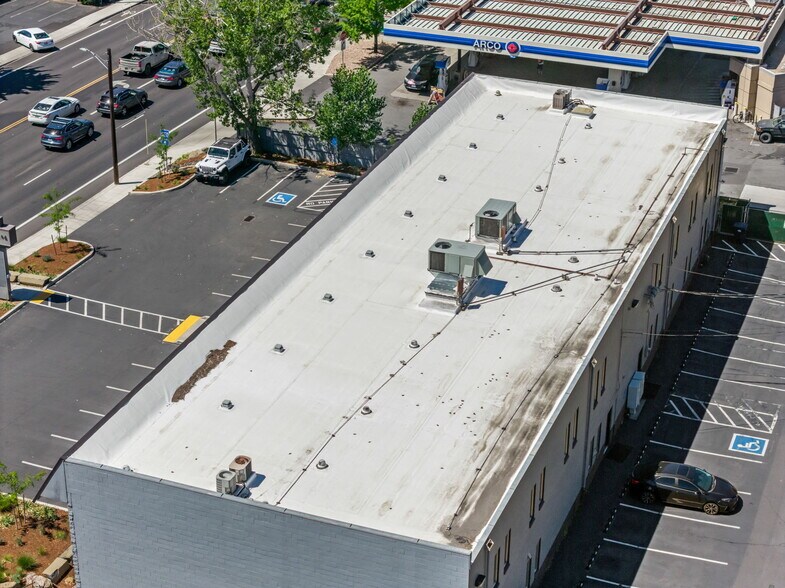More Photos Of 354 NE Greenwood Ave, Bend Office Residential For Sale