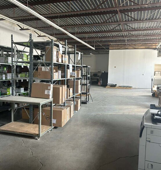 More Photos Of 880-888 Bradford St, Winnipeg Industrial For Lease