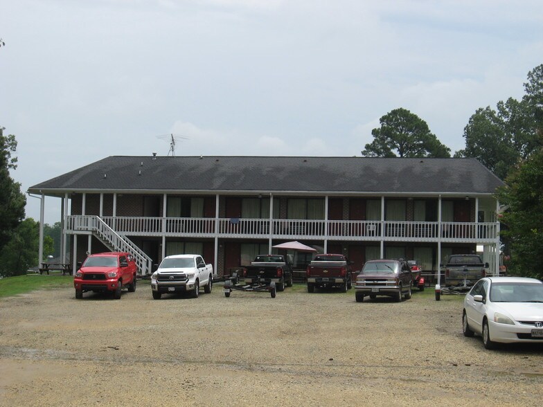 More Photos Of 9100 Wilcox Neck Rd, Charles City Marina For Lease