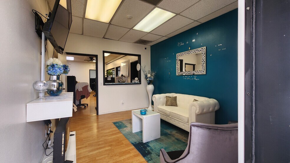 More Photos Of 4505 Allstate Dr, Riverside Office Residential For Sale