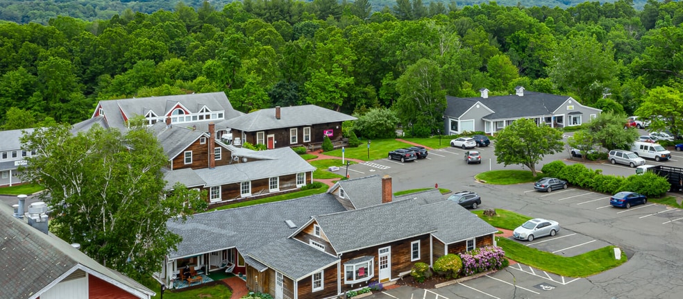 More Photos Of 120-152 Simsbury Rd, Avon Unknown For Lease