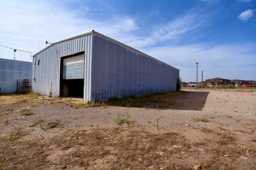More Photos Of 1609 E Taylor Ave, Midland Warehouse For Sale