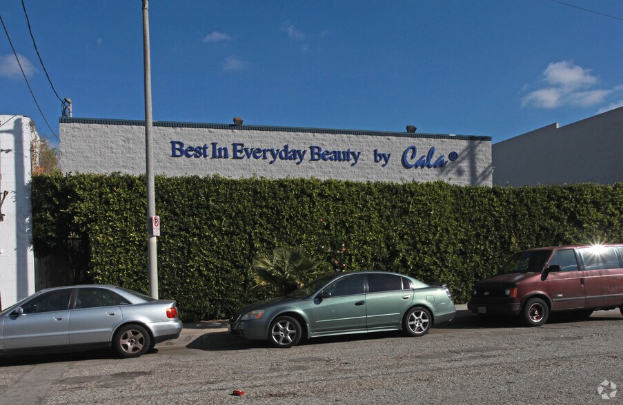 More Photos Of 3119-3121 S Main St, Los Angeles Unknown For Lease