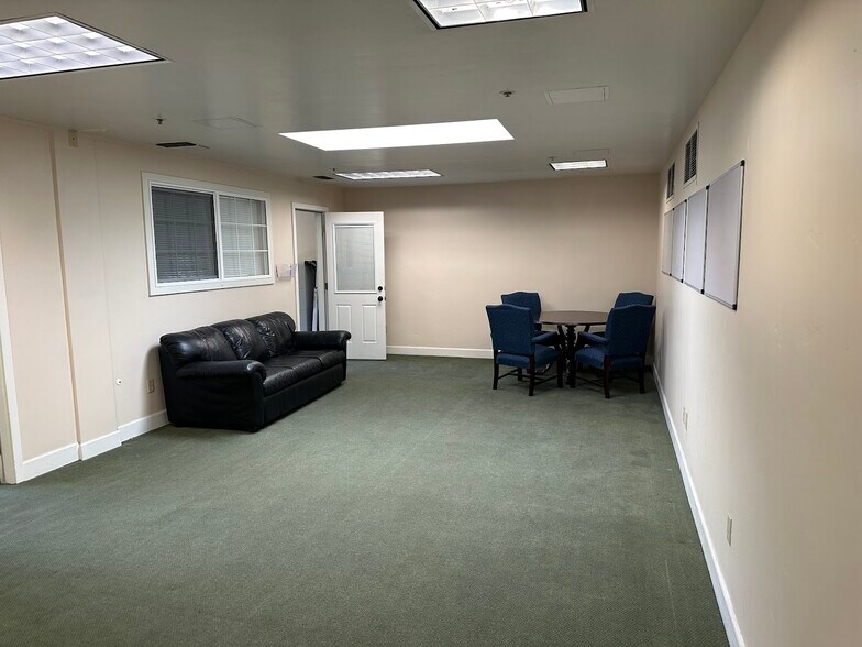 More Photos Of 144 Walnut Ave, Santa Cruz Office For Lease