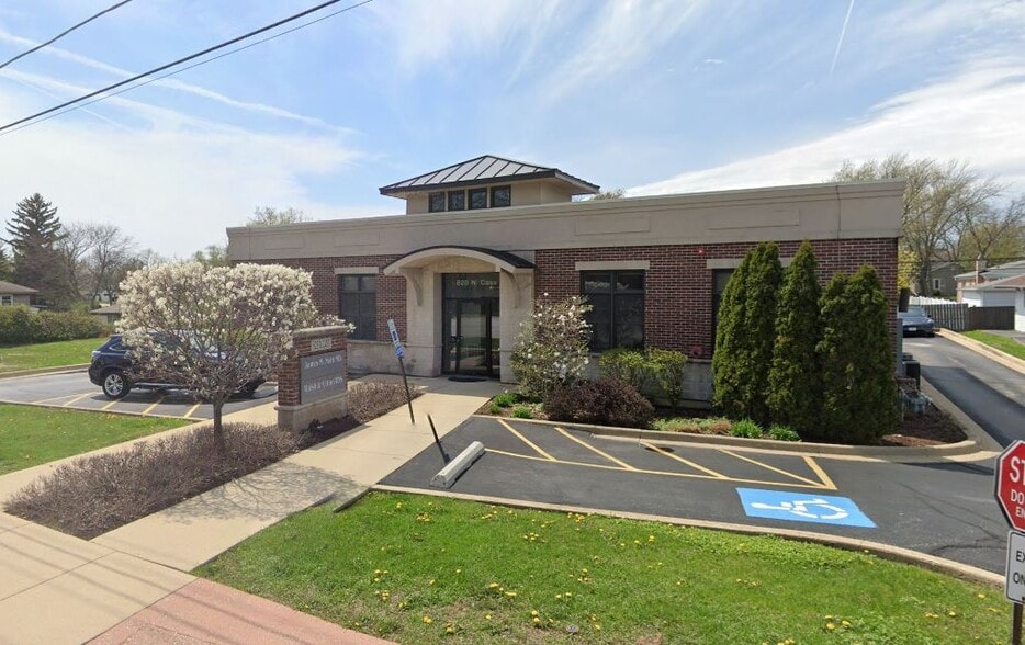 More Photos Of 828 N Cass Ave, Westmont Office For Sale
