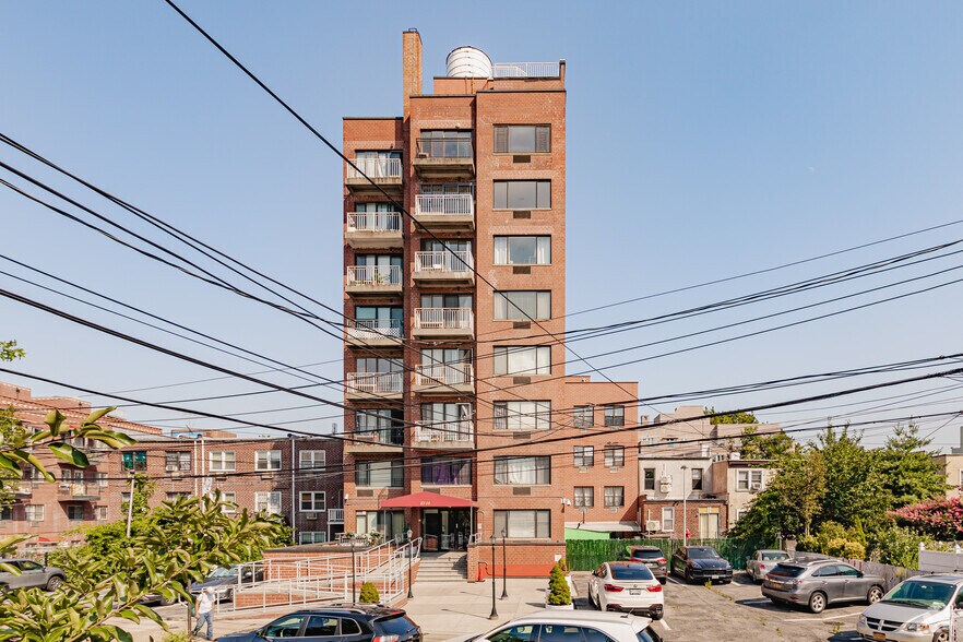 More Photos Of 8714 57th Rd, Elmhurst Apartments For Sale