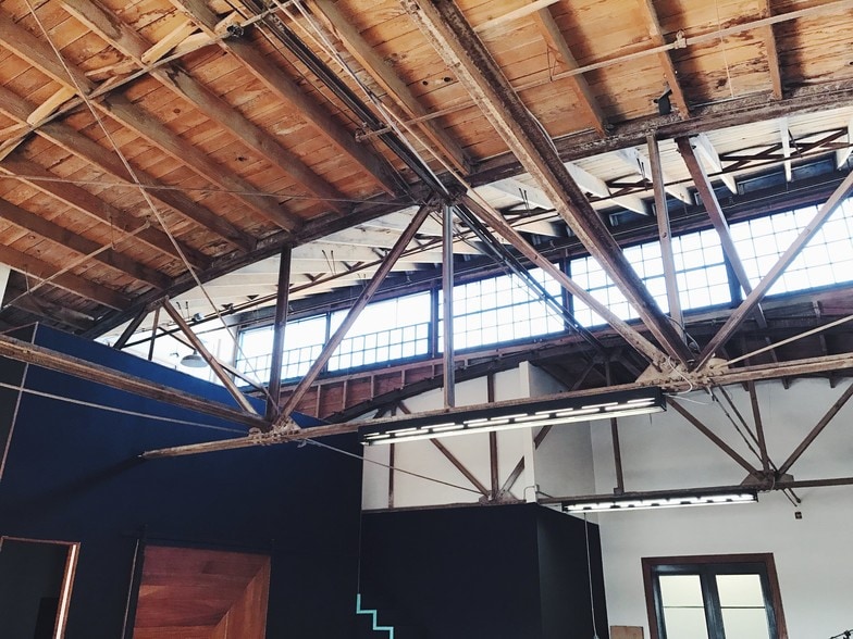 More Photos Of 314 W 58th St, Los Angeles Warehouse For Lease