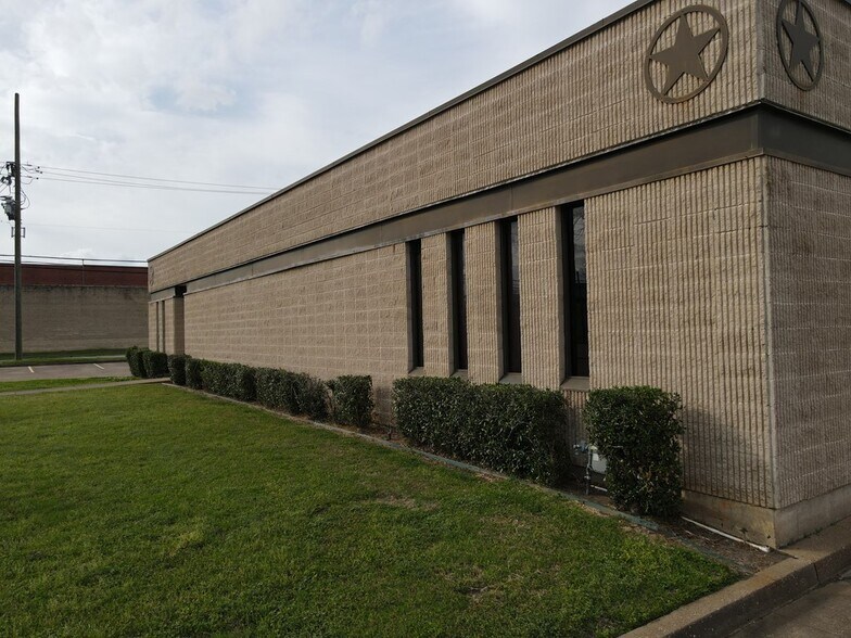 More Photos Of 204 E Burke Ave, Lufkin Office For Sale