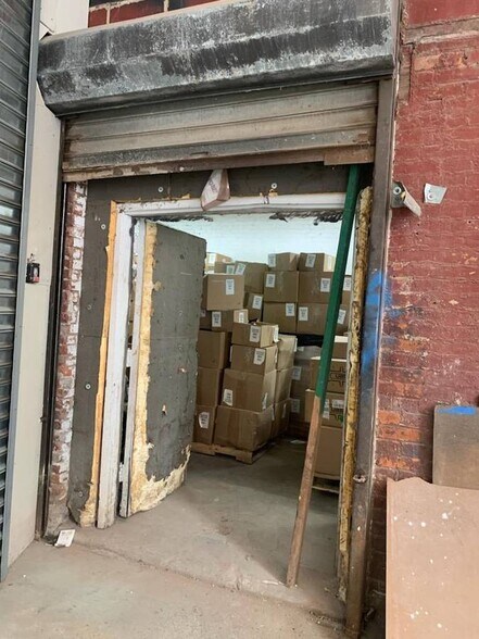 More Photos Of 264 41st St, Brooklyn Warehouse For Lease