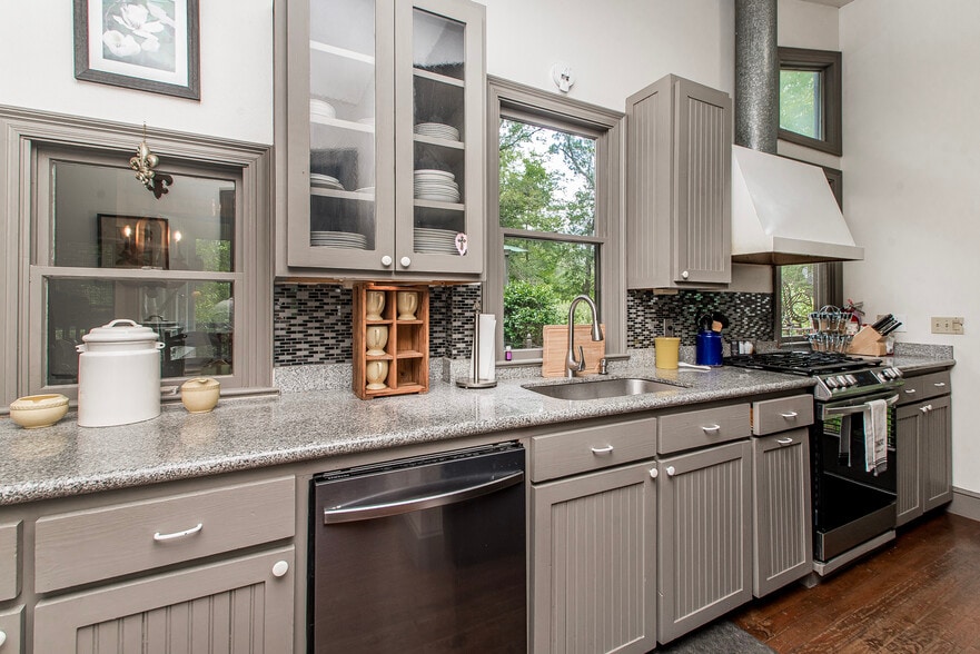 More Photos Of 11030 Garden Ln, Folsom Specialty For Sale