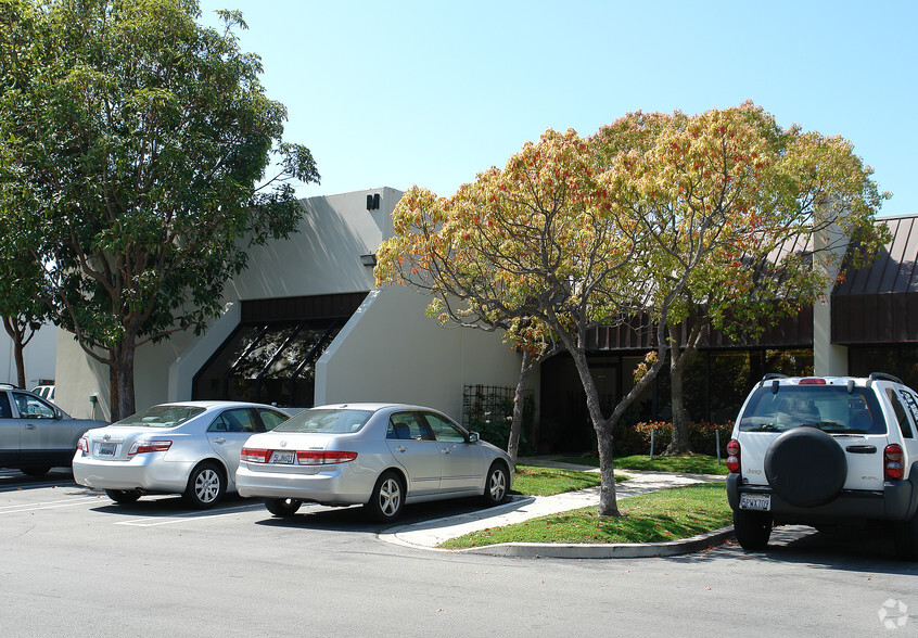 Primary Photo Of 760 W 16th St, Costa Mesa Warehouse For Lease